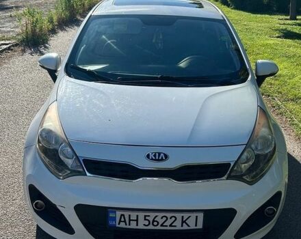 Білий Кіа Ріо, об'ємом двигуна 1.6 л та пробігом 100 тис. км за 8500 $, фото 13 на Automoto.ua