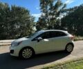 Білий Кіа Ріо, об'ємом двигуна 1.6 л та пробігом 100 тис. км за 8500 $, фото 1 на Automoto.ua