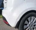 Білий Кіа Ріо, об'ємом двигуна 1.6 л та пробігом 100 тис. км за 8500 $, фото 6 на Automoto.ua