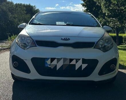 Білий Кіа Ріо, об'ємом двигуна 1.6 л та пробігом 100 тис. км за 8500 $, фото 2 на Automoto.ua