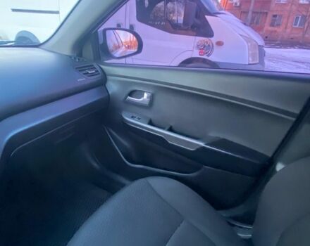 Белый Киа Рио, объемом двигателя 1.4 л и пробегом 184 тыс. км за 7000 $, фото 4 на Automoto.ua