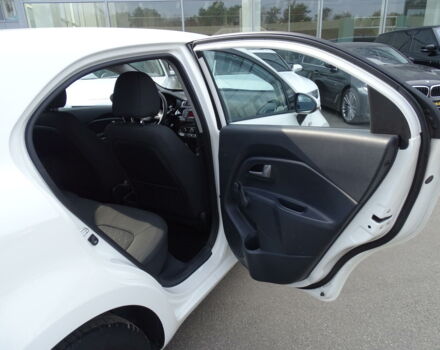 Белый Киа Рио, объемом двигателя 1.1 л и пробегом 72 тыс. км за 8900 $, фото 46 на Automoto.ua