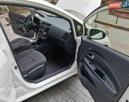 Белый Киа Рио, объемом двигателя 1.4 л и пробегом 78 тыс. км за 12345 $, фото 37 на Automoto.ua