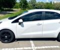 Белый Киа Рио, объемом двигателя 1.6 л и пробегом 120 тыс. км за 9000 $, фото 3 на Automoto.ua