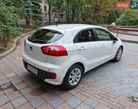 Белый Киа Рио, объемом двигателя 1.4 л и пробегом 78 тыс. км за 12345 $, фото 4 на Automoto.ua