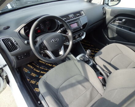 Белый Киа Рио, объемом двигателя 1.1 л и пробегом 72 тыс. км за 8900 $, фото 21 на Automoto.ua