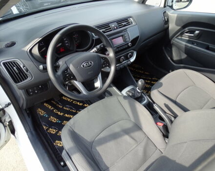 Белый Киа Рио, объемом двигателя 1.1 л и пробегом 72 тыс. км за 8900 $, фото 21 на Automoto.ua