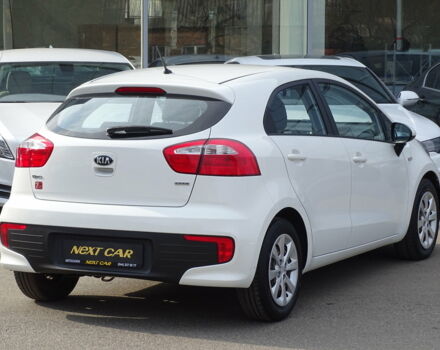 Белый Киа Рио, объемом двигателя 1.1 л и пробегом 72 тыс. км за 8900 $, фото 12 на Automoto.ua