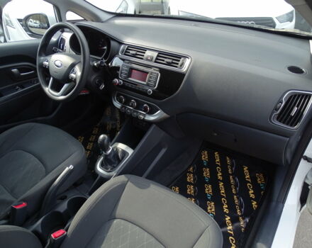 Белый Киа Рио, объемом двигателя 1.1 л и пробегом 72 тыс. км за 8900 $, фото 46 на Automoto.ua