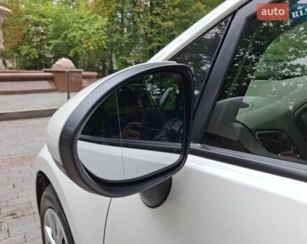 Белый Киа Рио, объемом двигателя 1.4 л и пробегом 78 тыс. км за 12345 $, фото 30 на Automoto.ua