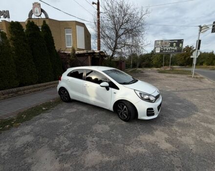Білий Кіа Ріо, об'ємом двигуна 1.4 л та пробігом 95 тис. км за 8831 $, фото 4 на Automoto.ua