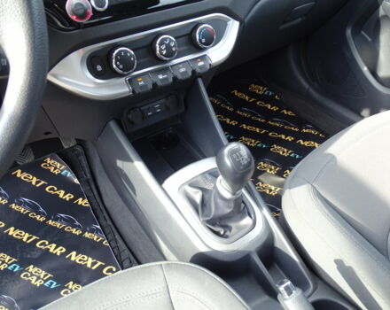 Белый Киа Рио, объемом двигателя 1.1 л и пробегом 72 тыс. км за 8900 $, фото 33 на Automoto.ua