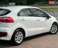 Белый Киа Рио, объемом двигателя 1.4 л и пробегом 115 тыс. км за 7500 $, фото 12 на Automoto.ua