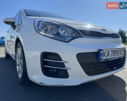 Киа Рио 2016 в Киеве на Automoto.ua Белый Киа Рио, объемом двигателя 1.4 л и пробегом 107 тыс. км за 9500 $, фото 24 на Automoto.ua