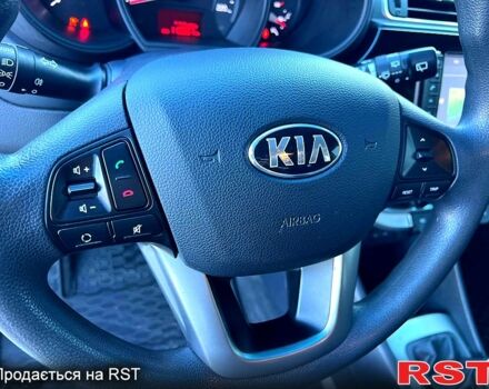 Белый Киа Рио, объемом двигателя 1.4 л и пробегом 117 тыс. км за 8700 $, фото 9 на Automoto.ua