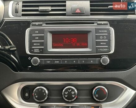 Белый Киа Рио, объемом двигателя 1.4 л и пробегом 115 тыс. км за 7500 $, фото 22 на Automoto.ua