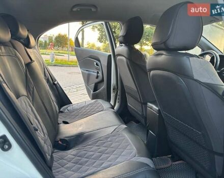 Білий Кіа Ріо, об'ємом двигуна 1.2 л та пробігом 124 тис. км за 8311 $, фото 10 на Automoto.ua