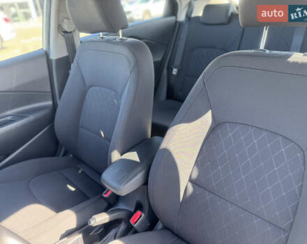 Киа Рио 2016 в Киеве на Automoto.ua Белый Киа Рио, объемом двигателя 1.4 л и пробегом 107 тыс. км за 9500 $, фото 23 на Automoto.ua