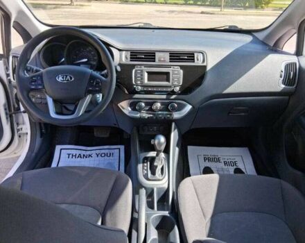 Белый Киа Рио, объемом двигателя 1.6 л и пробегом 43 тыс. км за 1700 $, фото 5 на Automoto.ua
