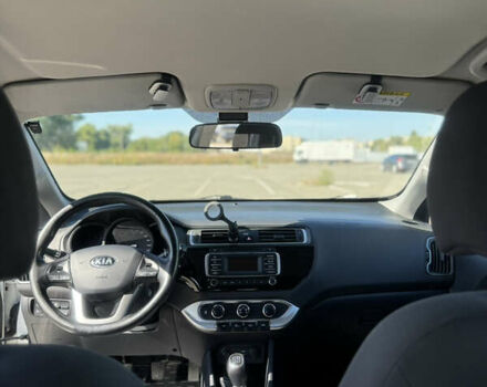 Киа Рио 2016 в Киеве на Automoto.ua Белый Киа Рио, объемом двигателя 1.4 л и пробегом 107 тыс. км за 9500 $, фото 19 на Automoto.ua