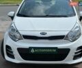 Белый Киа Рио, объемом двигателя 1.4 л и пробегом 115 тыс. км за 7500 $, фото 3 на Automoto.ua
