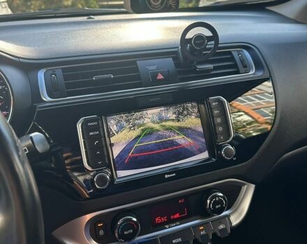 Білий Кіа Ріо, об'ємом двигуна 1.4 л та пробігом 117 тис. км за 12800 $, фото 7 на Automoto.ua