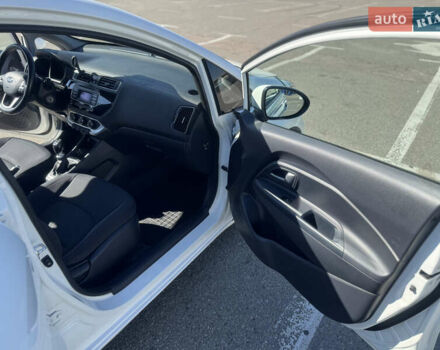 Киа Рио 2016 в Киеве на Automoto.ua Белый Киа Рио, объемом двигателя 1.4 л и пробегом 107 тыс. км за 9500 $, фото 12 на Automoto.ua