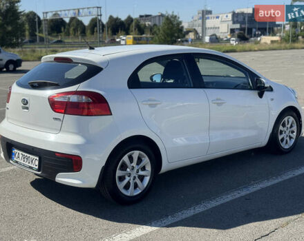 Киа Рио 2016 в Киеве на Automoto.ua Белый Киа Рио, объемом двигателя 1.4 л и пробегом 107 тыс. км за 9500 $, фото 4 на Automoto.ua