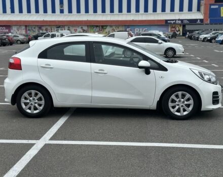 Білий Кіа Ріо, об'ємом двигуна 1.4 л та пробігом 115 тис. км за 7500 $, фото 3 на Automoto.ua