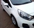 Білий Кіа Ріо, об'ємом двигуна 1.1 л та пробігом 52 тис. км за 10200 $, фото 4 на Automoto.ua