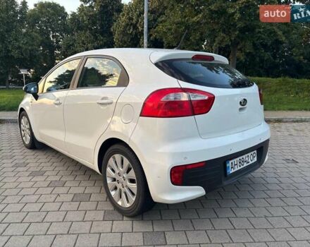 Білий Кіа Ріо, об'ємом двигуна 1.2 л та пробігом 124 тис. км за 8311 $, фото 4 на Automoto.ua