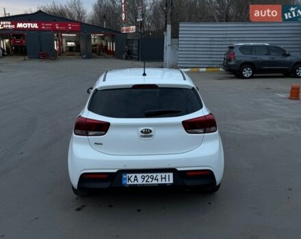 Белый Киа Рио, объемом двигателя 1.4 л и пробегом 89 тыс. км за 13500 $, фото 2 на Automoto.ua