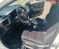 Білий Кіа Ріо, об'ємом двигуна 1.37 л та пробігом 90 тис. км за 12950 $, фото 29 на Automoto.ua