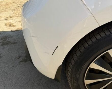 Белый Киа Рио, объемом двигателя 1.4 л и пробегом 138 тыс. км за 12000 $, фото 5 на Automoto.ua