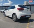 Білий Кіа Ріо, об'ємом двигуна 1.37 л та пробігом 90 тис. км за 12950 $, фото 4 на Automoto.ua