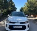 Белый Киа Рио, объемом двигателя 1.4 л и пробегом 193 тыс. км за 8000 $, фото 2 на Automoto.ua
