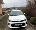 Білий Кіа Ріо, об'ємом двигуна 1.37 л та пробігом 98 тис. км за 13000 $, фото 1 на Automoto.ua
