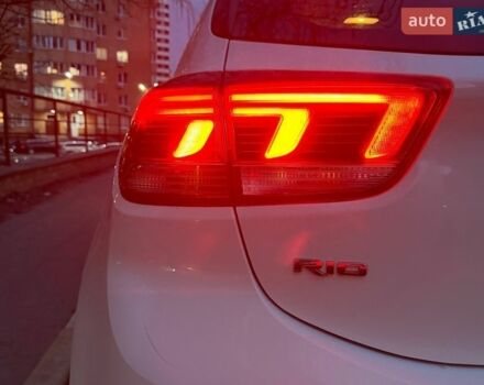 Белый Киа Рио, объемом двигателя 1.4 л и пробегом 89 тыс. км за 13500 $, фото 41 на Automoto.ua