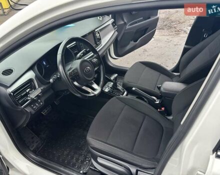 Белый Киа Рио, объемом двигателя 1.37 л и пробегом 40 тыс. км за 13990 $, фото 8 на Automoto.ua