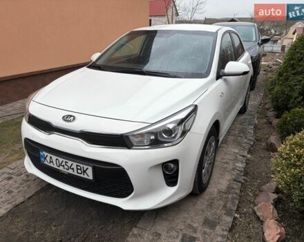 Белый Киа Рио, объемом двигателя 1.37 л и пробегом 98 тыс. км за 13000 $, фото 8 на Automoto.ua