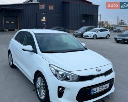 Білий Кіа Ріо, об'ємом двигуна 1.4 л та пробігом 89 тис. км за 13400 $, фото 16 на Automoto.ua