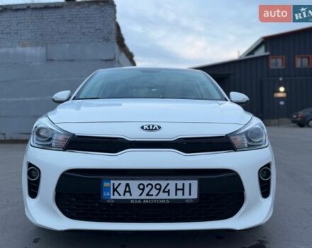 Білий Кіа Ріо, об'ємом двигуна 1.4 л та пробігом 89 тис. км за 13400 $, фото 15 на Automoto.ua