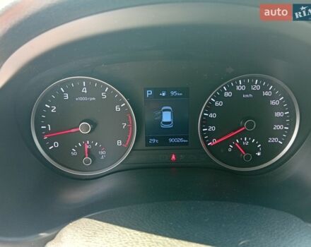 Білий Кіа Ріо, об'ємом двигуна 1.37 л та пробігом 90 тис. км за 12950 $, фото 20 на Automoto.ua