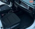 Білий Кіа Ріо, об'ємом двигуна 1.4 л та пробігом 89 тис. км за 13400 $, фото 36 на Automoto.ua
