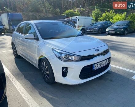 Білий Кіа Ріо, об'ємом двигуна 1.4 л та пробігом 150 тис. км за 11000 $, фото 2 на Automoto.ua