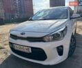Белый Киа Рио, объемом двигателя 1.4 л и пробегом 138 тыс. км за 12000 $, фото 16 на Automoto.ua