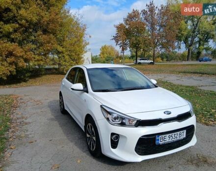 Білий Кіа Ріо, об'ємом двигуна 1.37 л та пробігом 25 тис. км за 13500 $, фото 9 на Automoto.ua