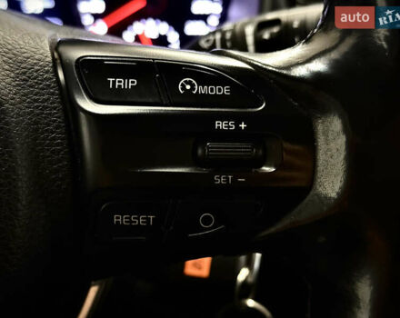 Білий Кіа Ріо, об'ємом двигуна 1.4 л та пробігом 65 тис. км за 12499 $, фото 24 на Automoto.ua