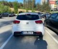 Белый Киа Рио, объемом двигателя 1.4 л и пробегом 150 тыс. км за 11000 $, фото 4 на Automoto.ua