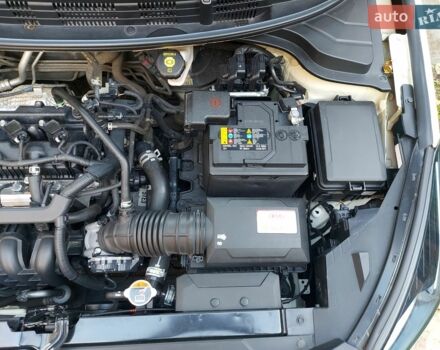 Білий Кіа Ріо, об'ємом двигуна 1.2 л та пробігом 136 тис. км за 9999 $, фото 11 на Automoto.ua